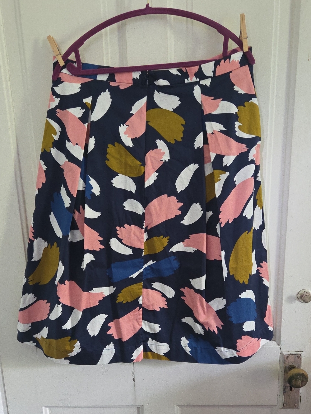 Boden Paint Strokes Pleated Skirt - Picture 7 of 9